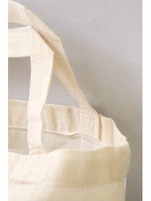 Sac taille moyenne en coton avec deux anses courtes 28x32 cm.