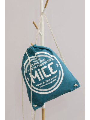 Sac à dos en coton sans fond avec double cordon 38x46 cm.