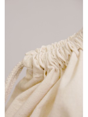 Sacos grandes de algodón de comercio justo con cordones. 40x50 cm