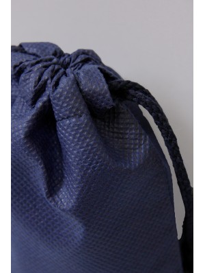 Non-woven double drawstring sack with 8x10 cm print area 15x20 cm.