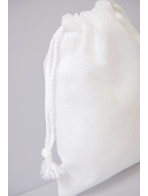 Non-woven double drawstring sack with 8x10 cm print area 15x20 cm.