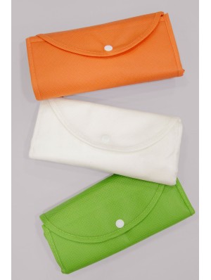 Bolsa plegable de no tejido para la compra. 45x38+10 cm.