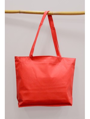 Non-woven bag with bottom gussep, zip closure and pocket 48x36+10 cm.
