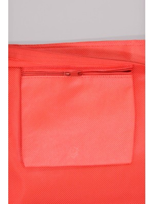 Non-woven bag with bottom gussep, zip closure and pocket 48x36+10 cm.